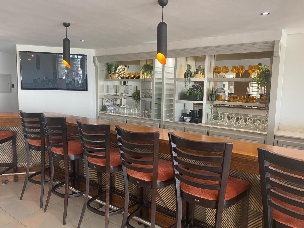 Kennaway Hotel East London Ngoại thất bức ảnh